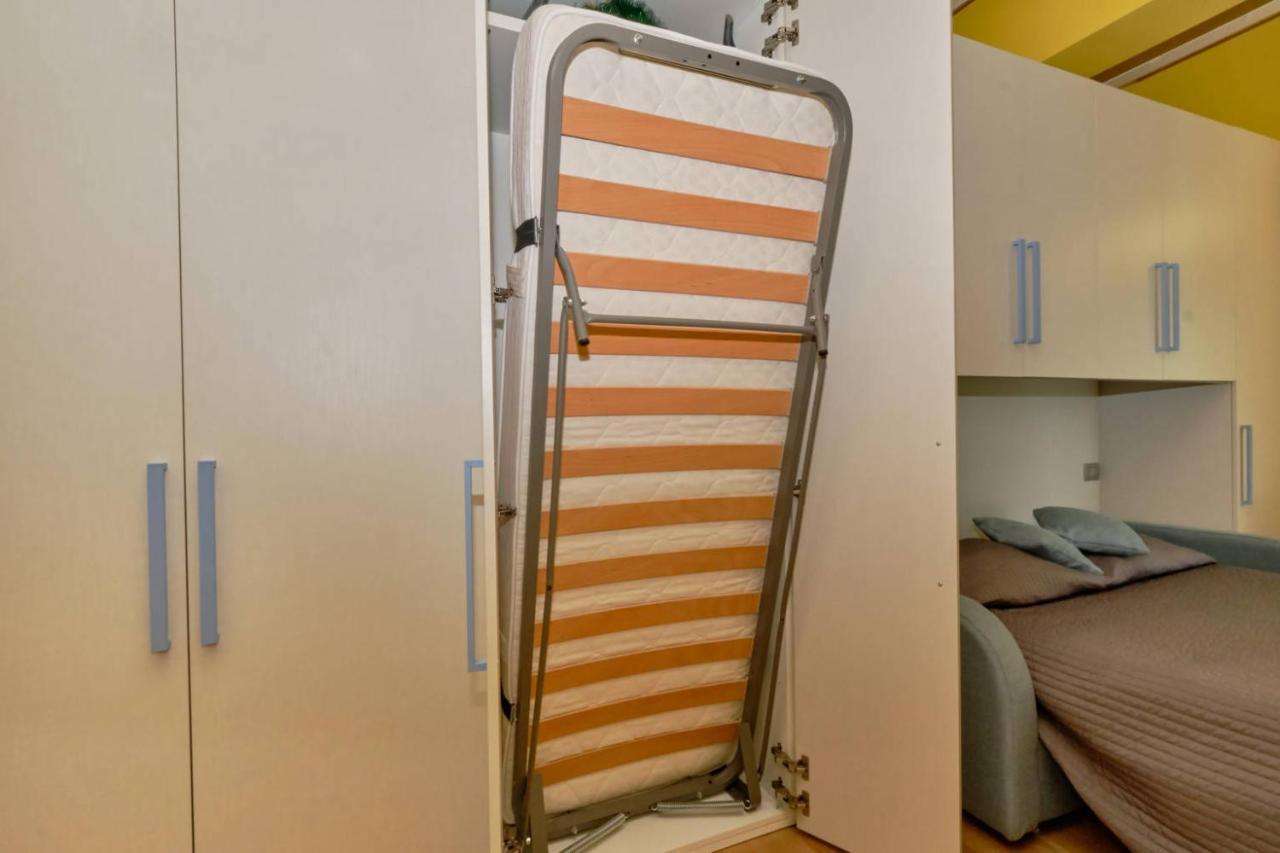 Warda B11 Apartment 代森扎诺-德尔加达 外观 照片